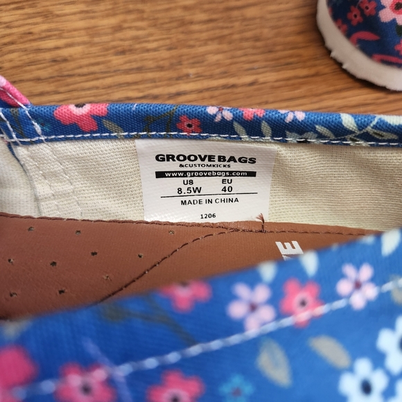 Groove Bags Floral Black Lab Blue Casual Fabric Slip On Shoes - Picture 12 of 12